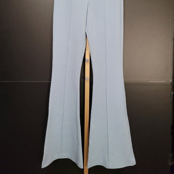 SABLYN BAILEY PINTUCK FLAIR LEGGING in Gemini Blue S - Picture 3 of 8